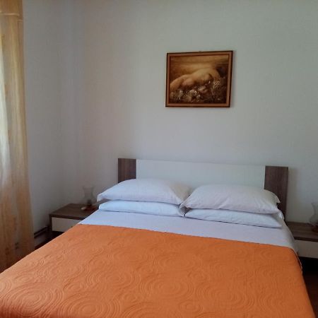 Apartman Violeta لوفغان المظهر الخارجي الصورة